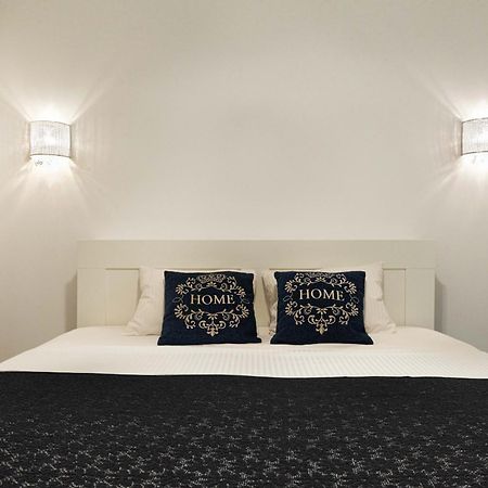 Smile Apartments Bukares Bagian luar foto