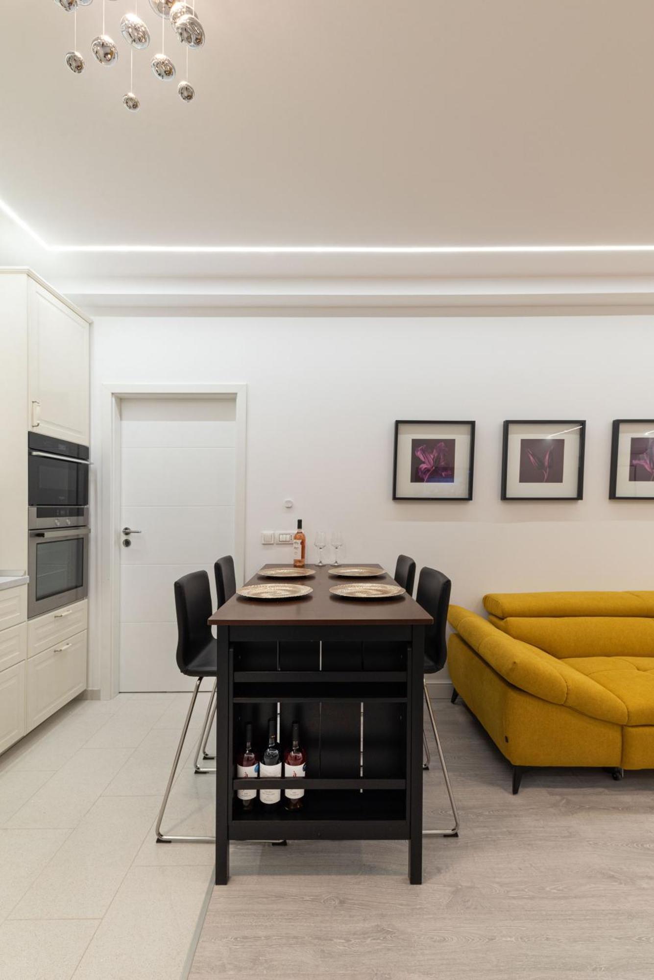 Smile Apartments Bukares Bagian luar foto